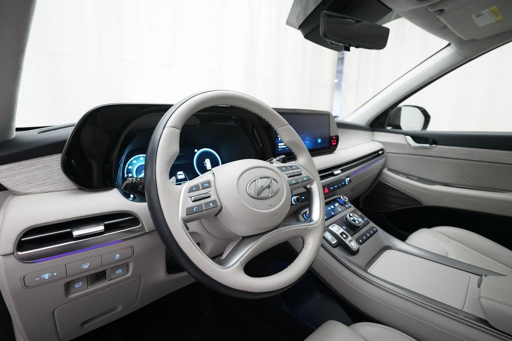 Used 2024 Hyundai Palisade Calligraphy image 8