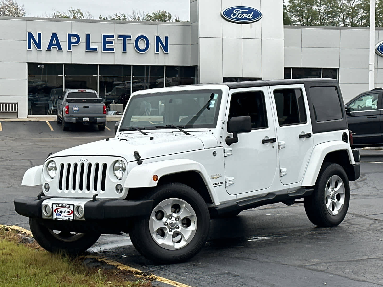 Used 2015 Jeep Wrangler Unlimited Sahara w/ Dual Top Group