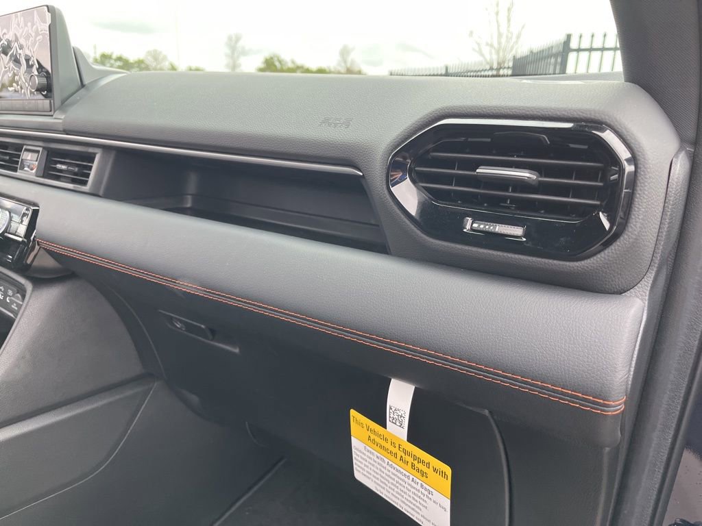 Certified 2025 Honda Pilot Sport image 29