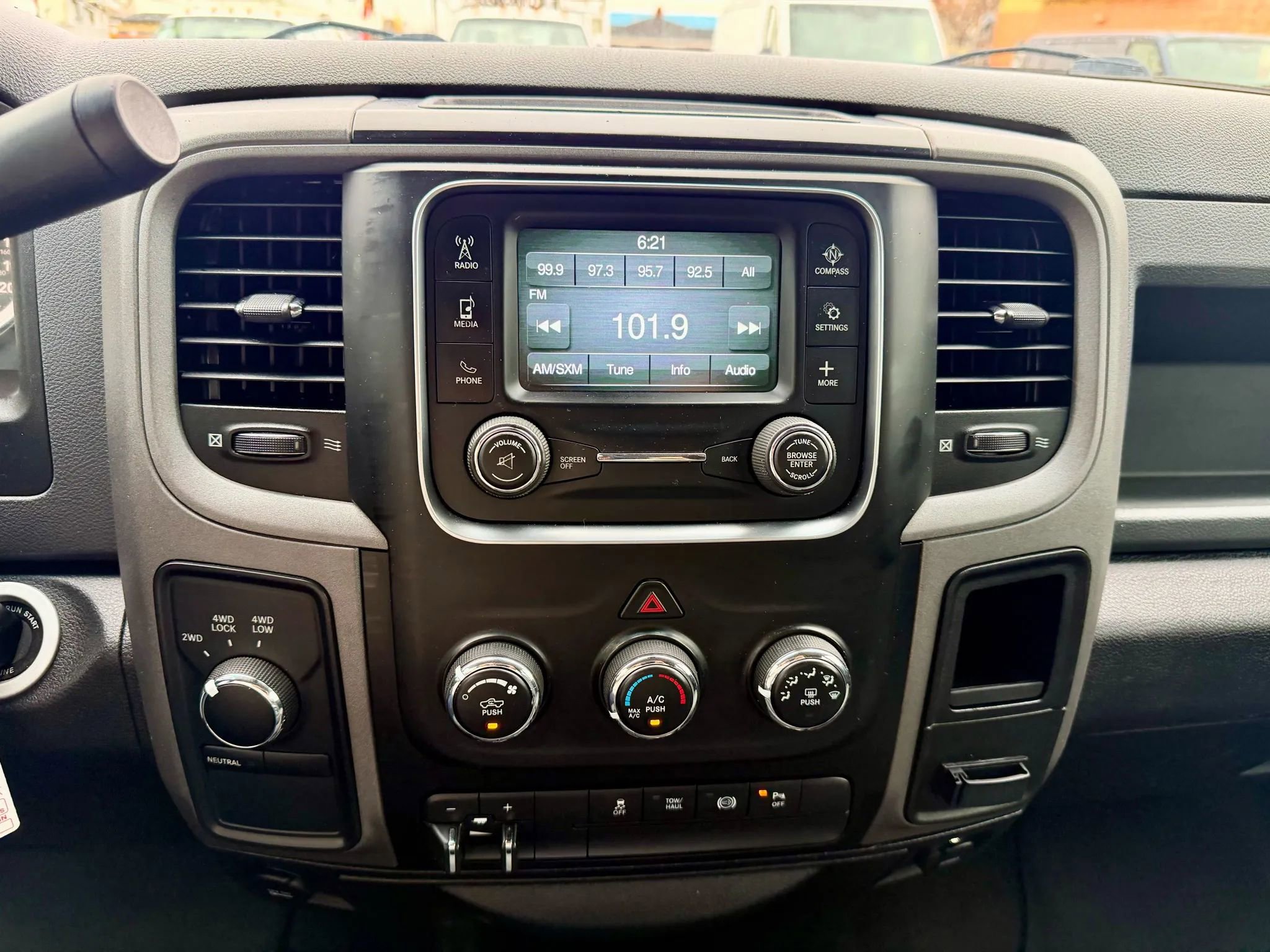 Used 2015 RAM 2500 Tradesman w/ Popular Equipment Group image 17