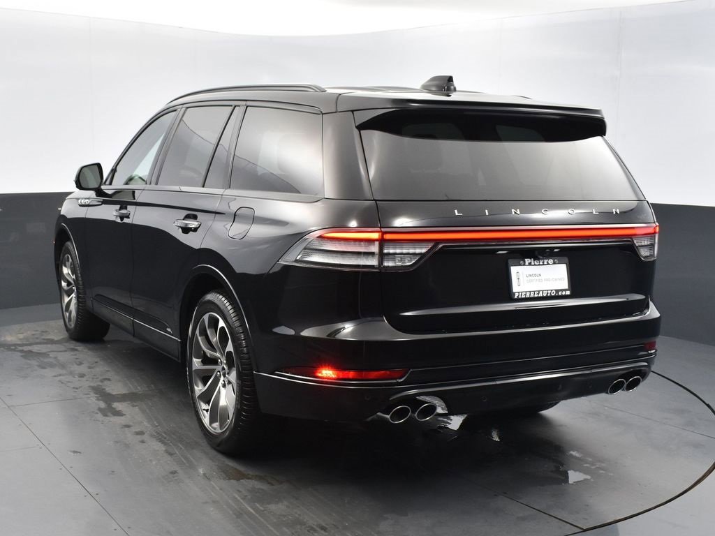 Certified 2025 Lincoln Aviator AWD w/ Jet Appearance Package image 7