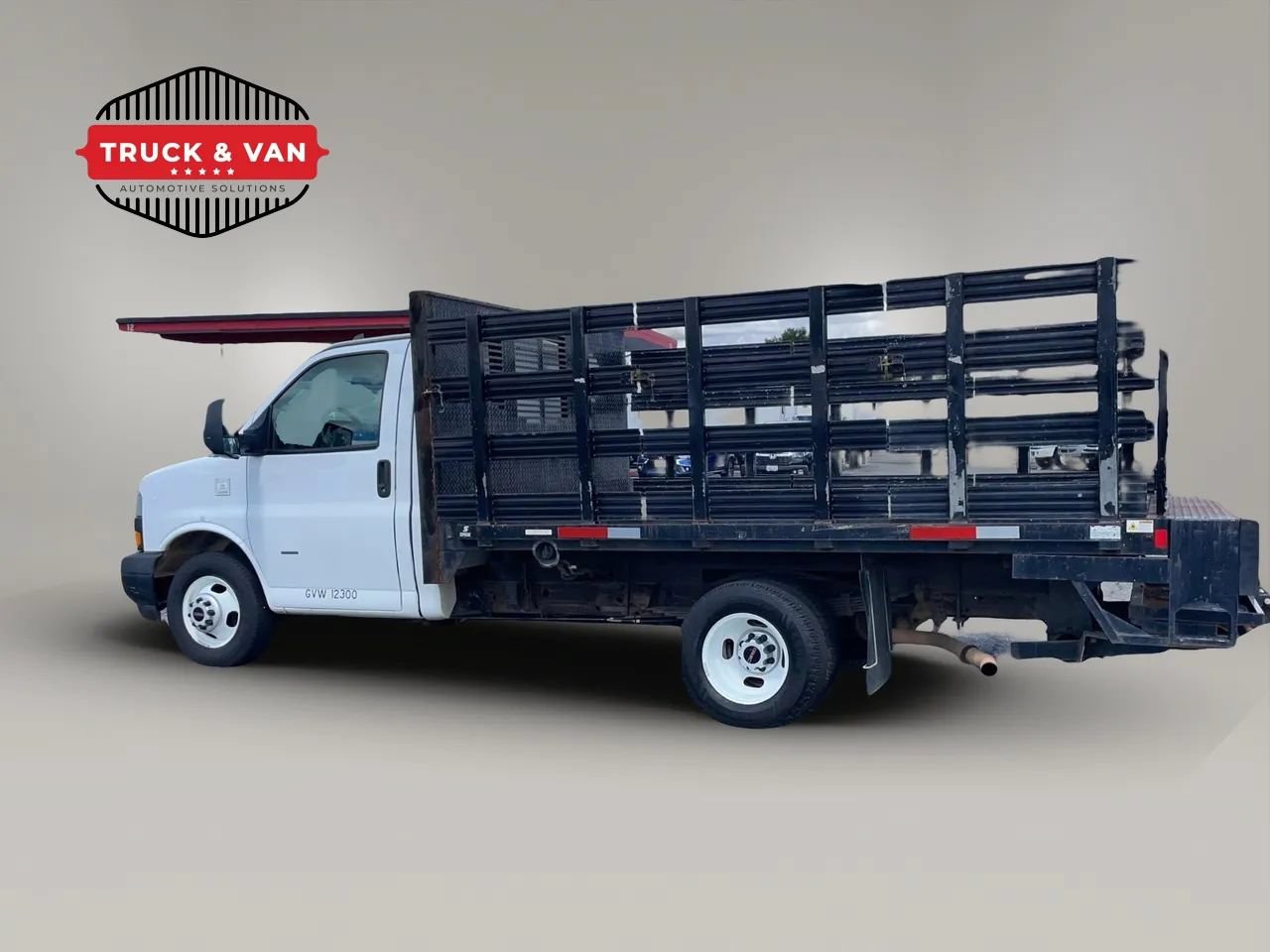 Used 2019 GMC Savana 3500 RWD image 30