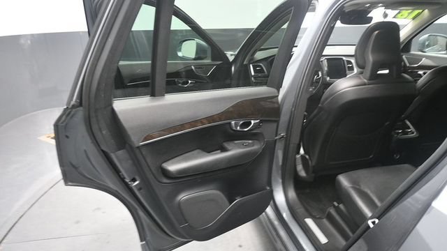 Used 2018 Volvo XC90 T5 Momentum w/ Convenience Package AWD/4WD image 12