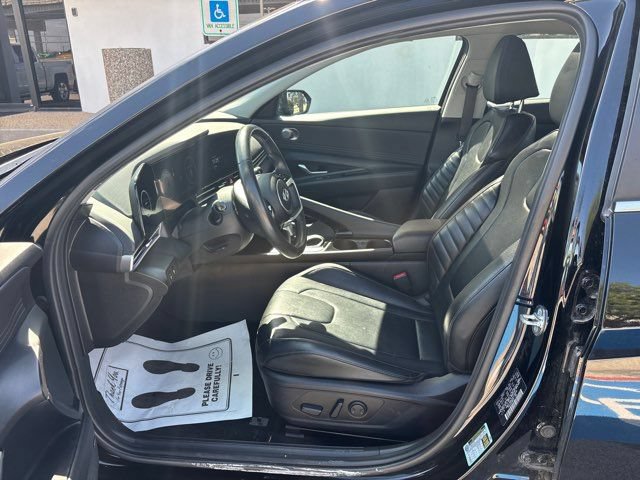 Used 2024 Hyundai Elantra Limited FWD image 13