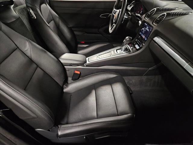 Used 2018 Porsche 718 Cayman image 16