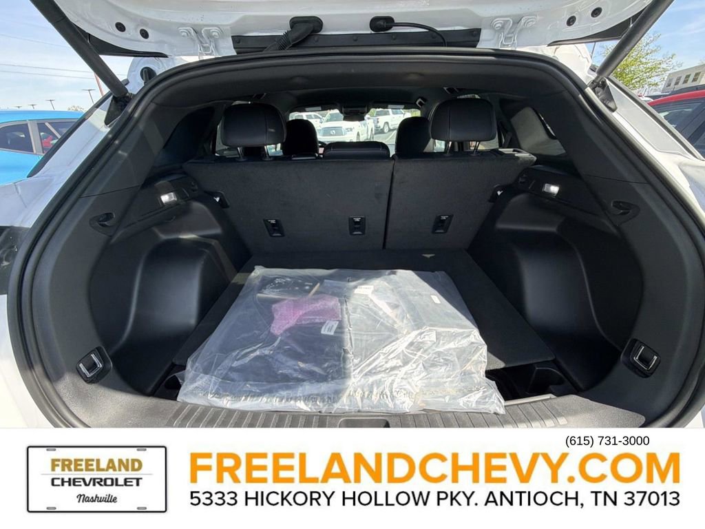 New 2024 Chevrolet Blazer EV LT image 11