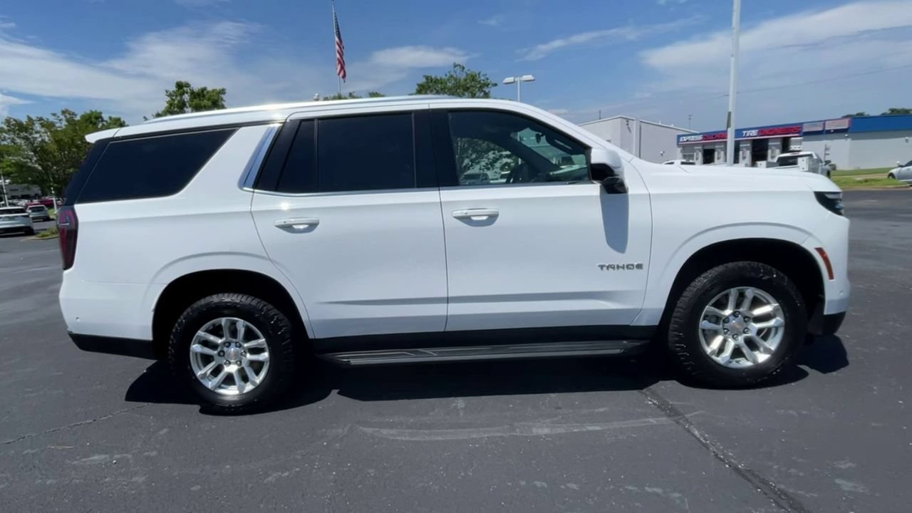 Used 2025 Chevrolet Tahoe LT RWD image 9