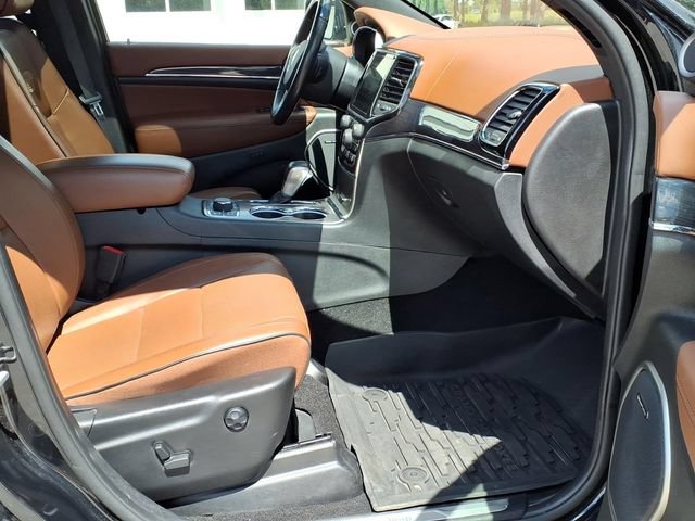 Used 2021 Jeep Grand Cherokee Overland w/ Protech Group AWD/4WD image 12