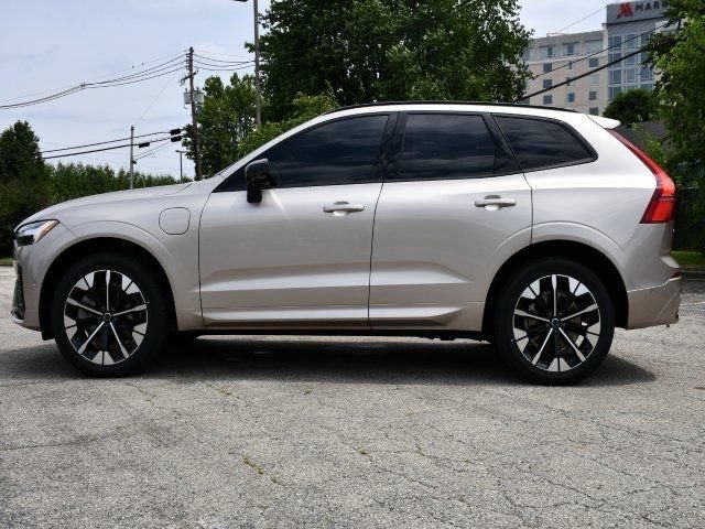 New 2026 Volvo XC60 T8 Ultra w/ Protection Package Premier AWD/4WD image 4