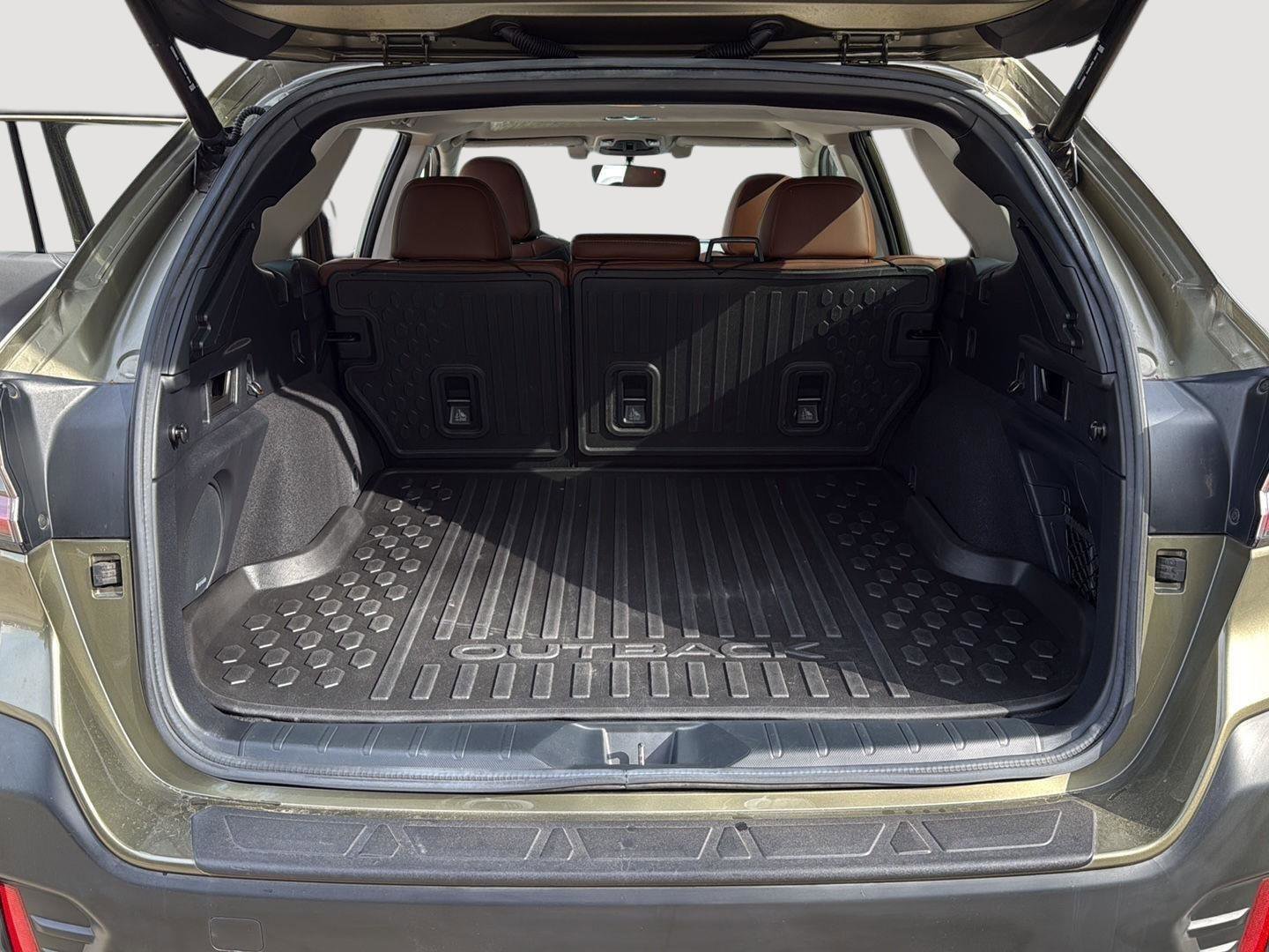 Used 2021 Subaru Outback Touring w/ Popular Package #2 image 22