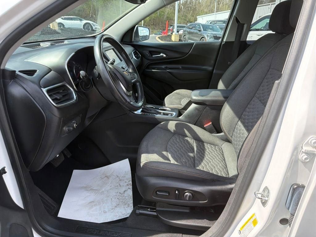Used 2019 Chevrolet Equinox LT AWD/4WD image 17