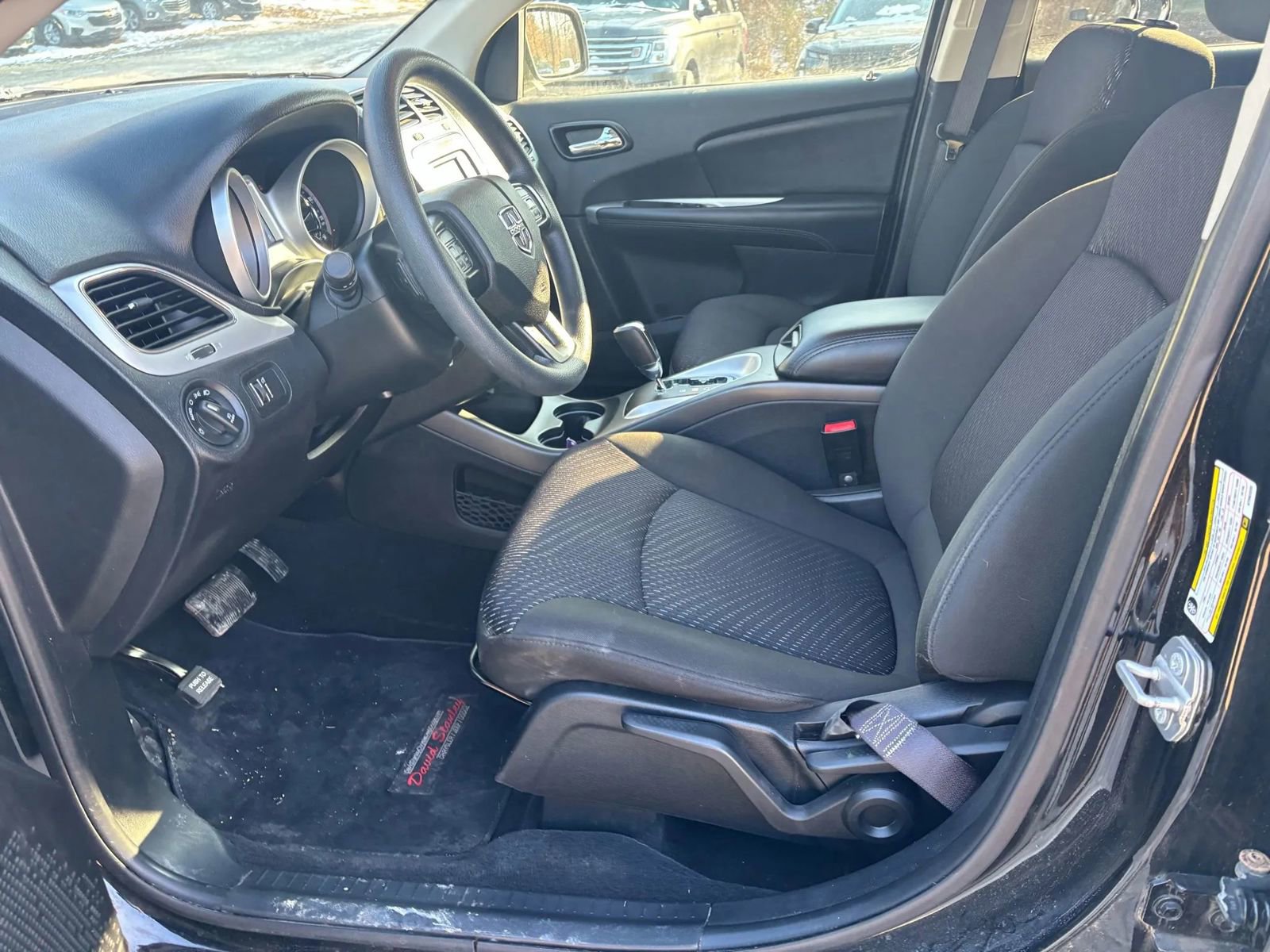 Used 2019 Dodge Journey SE image 42