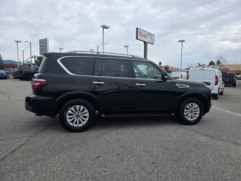 Used 2023 Nissan Armada SV image 4