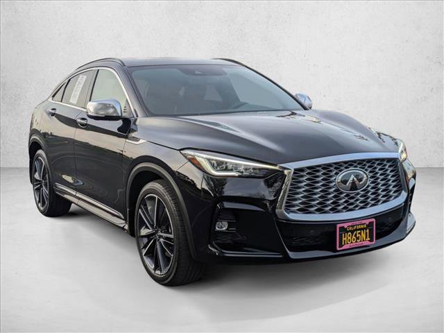Used 2023 INFINITI QX55 Essential w/ Accent Package image 3