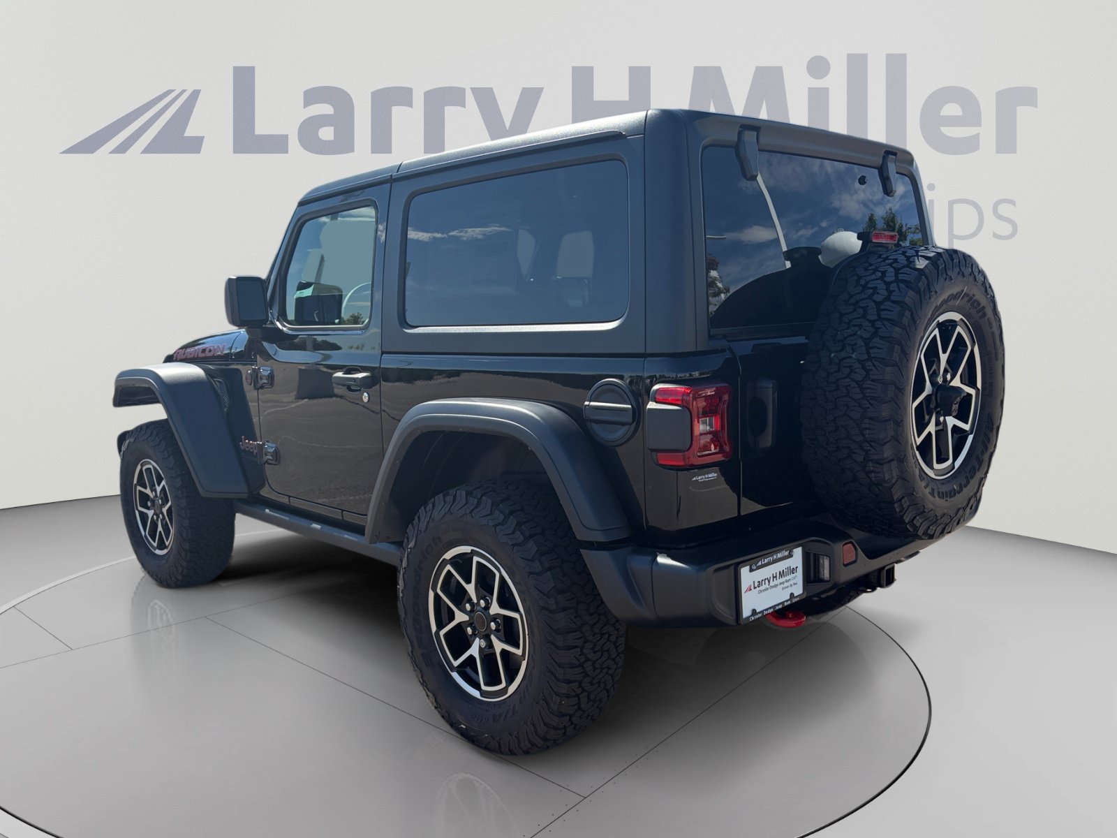 New 2025 Jeep Wrangler Rubicon w/ Convenience Group AWD/4WD image 4