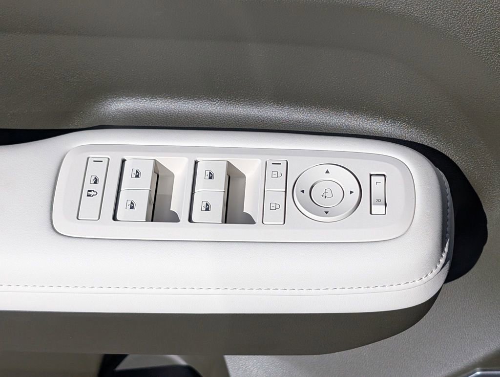 New 2025 Hyundai Santa Fe Calligraphy image 23