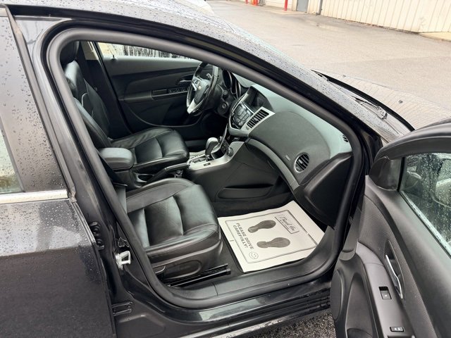 Used 2015 Chevrolet Cruze LT image 31