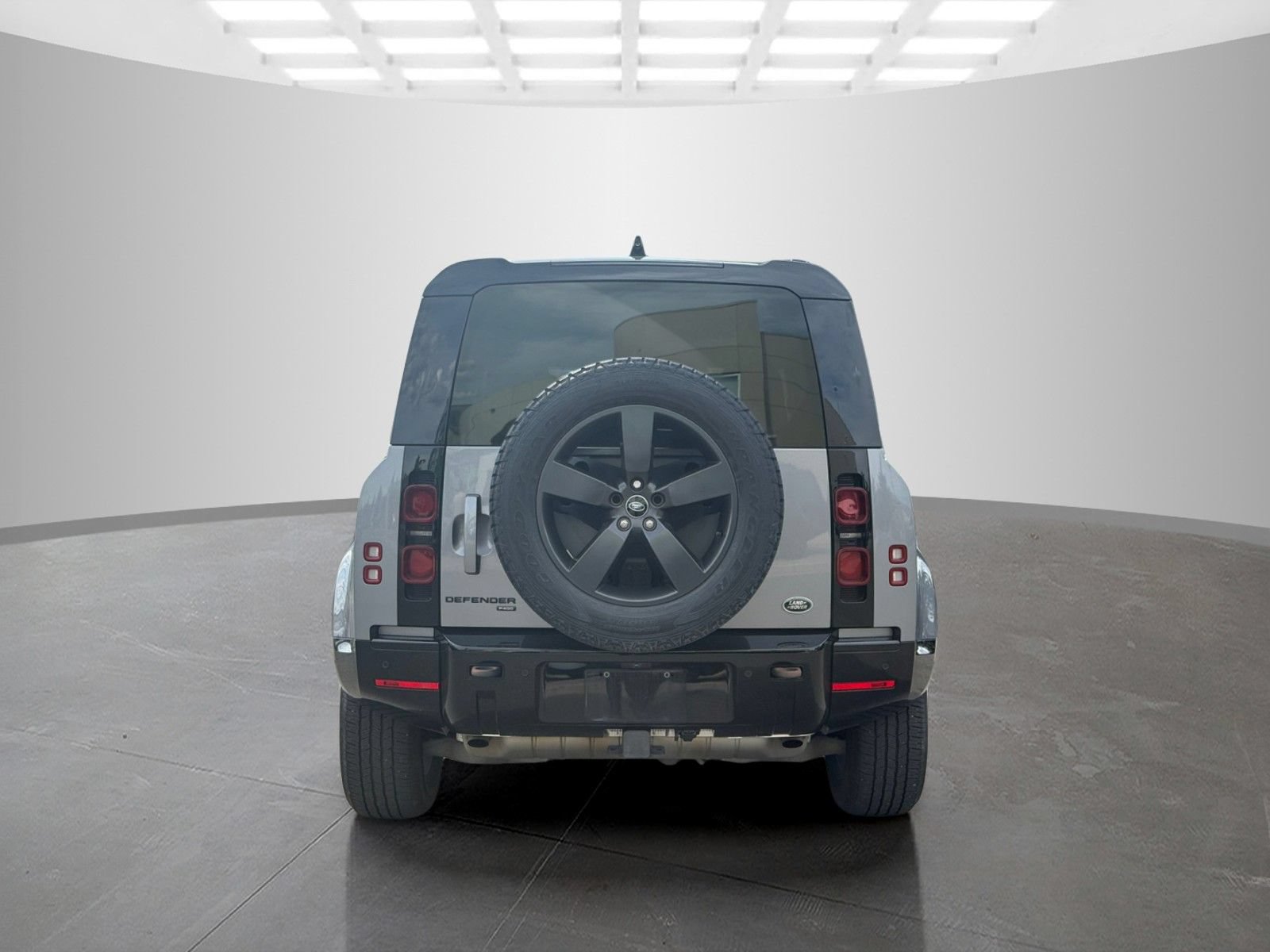 Used 2022 Land Rover Defender 110 X-Dynamic HSE AWD/4WD image 6