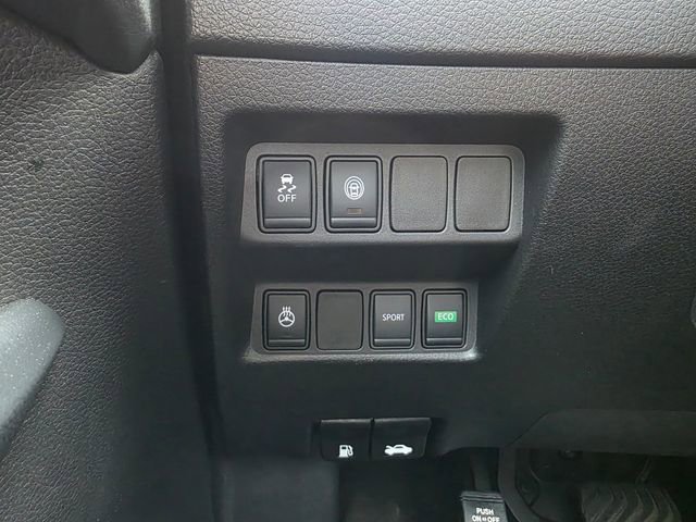 Used 2021 Nissan Rogue Sport SV image 27