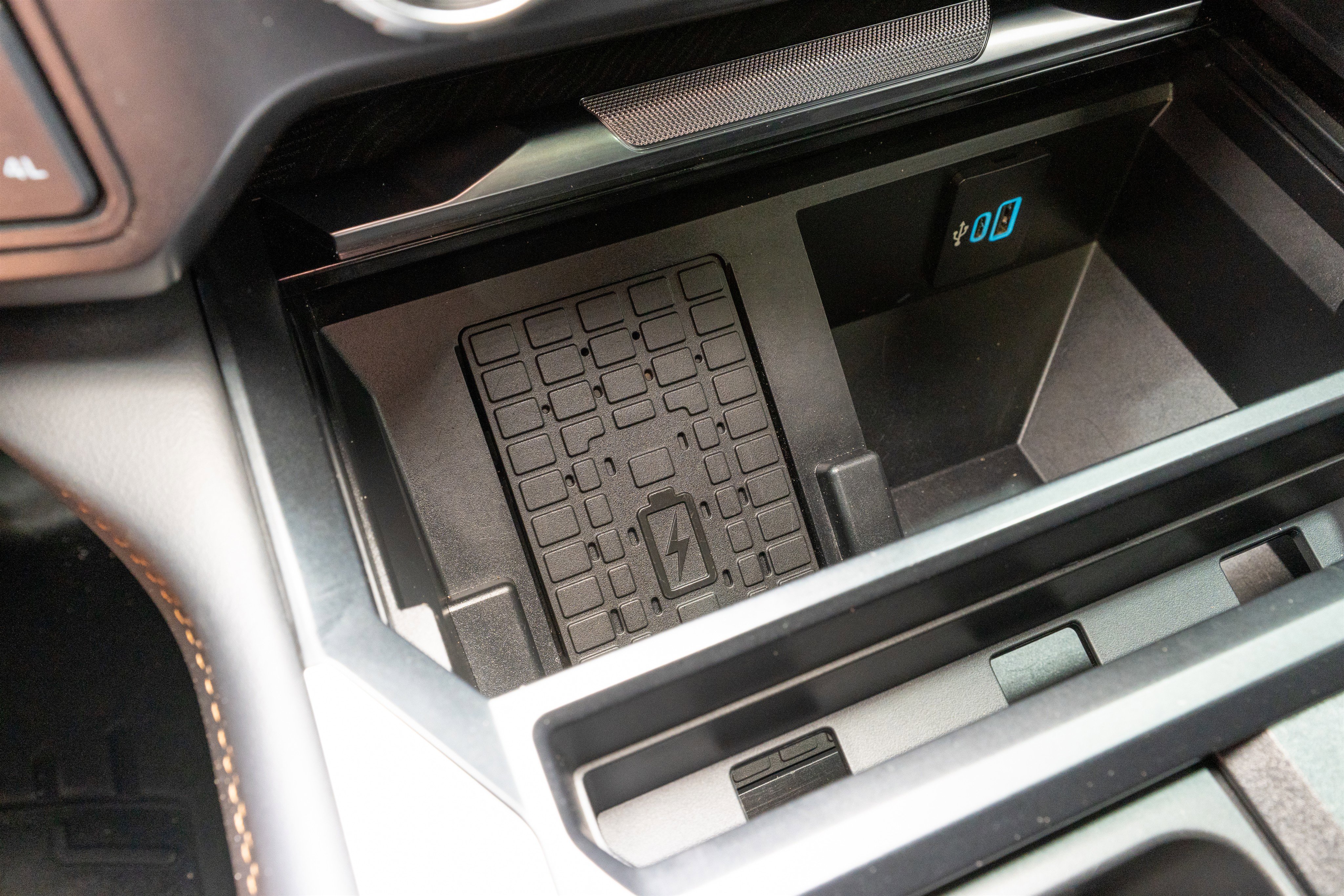 Used 2024 Ford F350 Platinum image 34