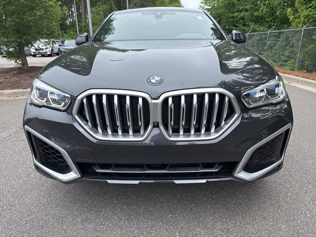 Used 2021 BMW X6 sDrive40i w/ Executive Package RWD image 2