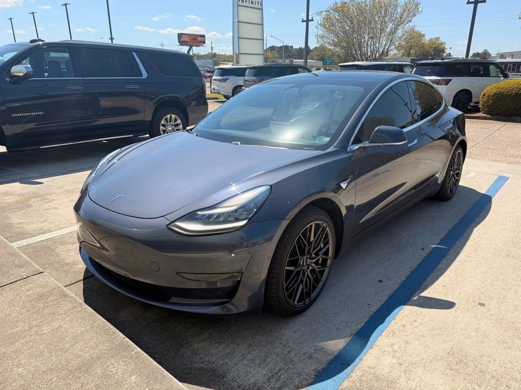 Used 2019 Tesla Model 3 Performance image 1