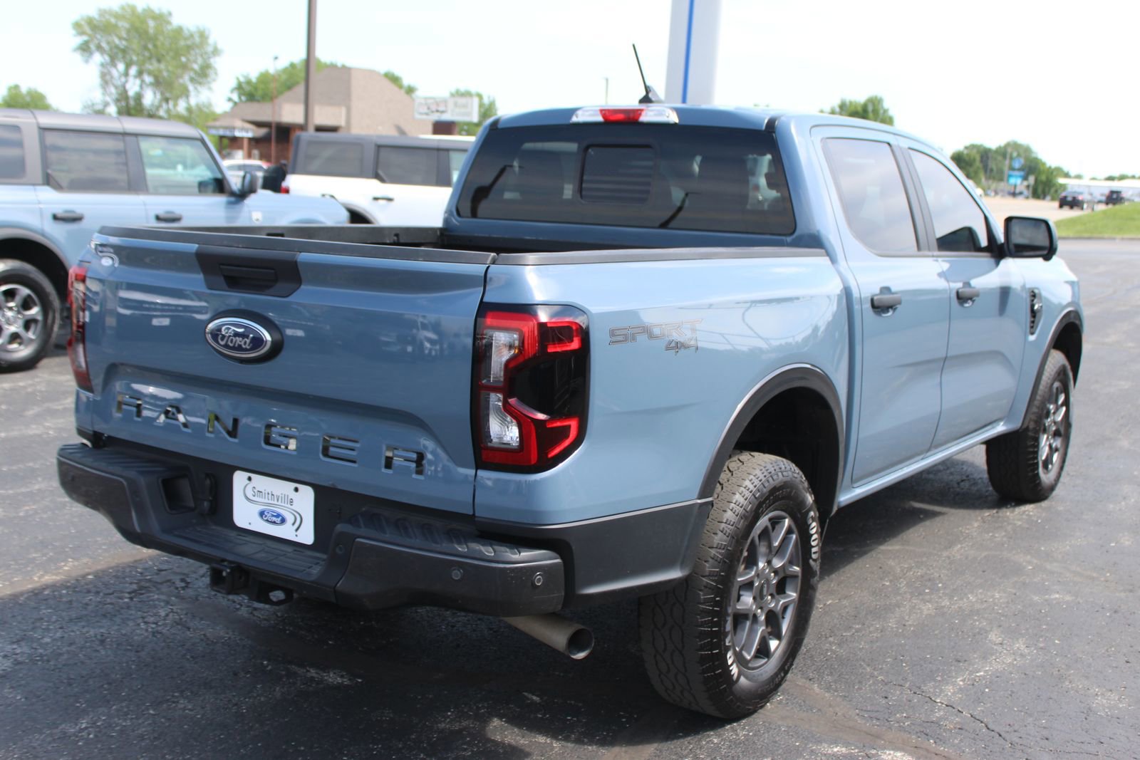 Used 2024 Ford Ranger XLT w/ Technology Package AWD/4WD image 8