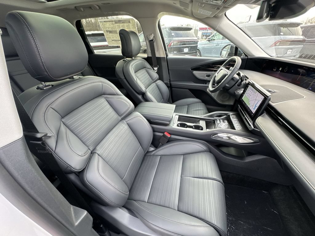 New 2026 Lincoln Nautilus Reserve AWD/4WD image 25