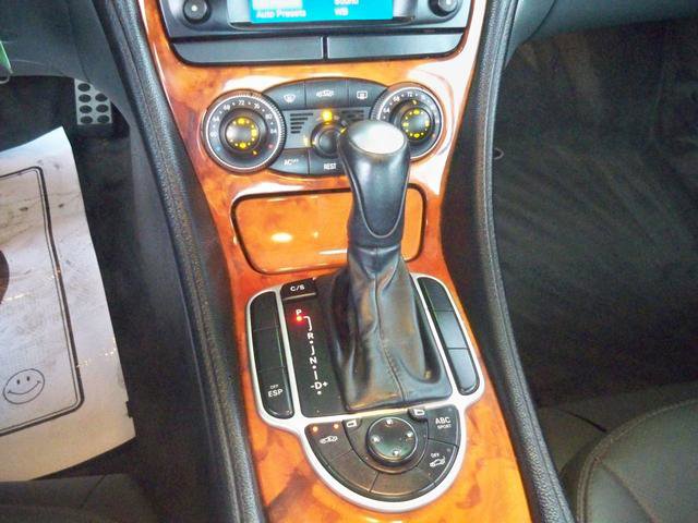 Used 2004 Mercedes-Benz SL 500 image 14