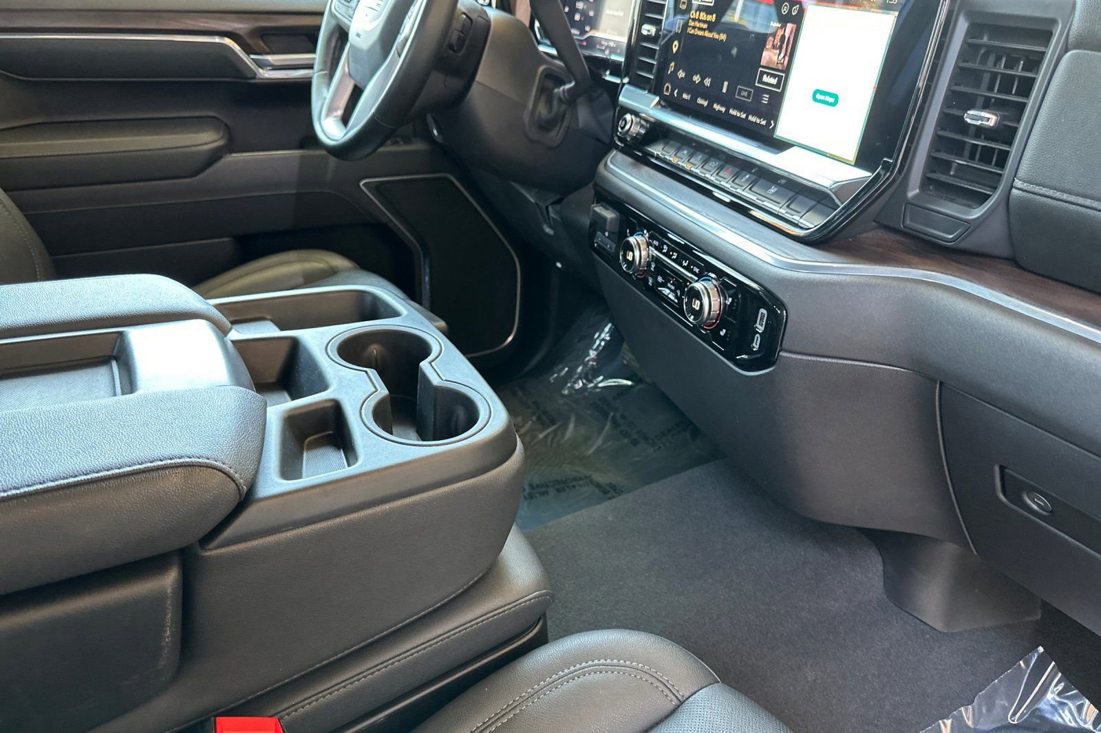 Used 2025 GMC Sierra 1500 SLT RWD image 16