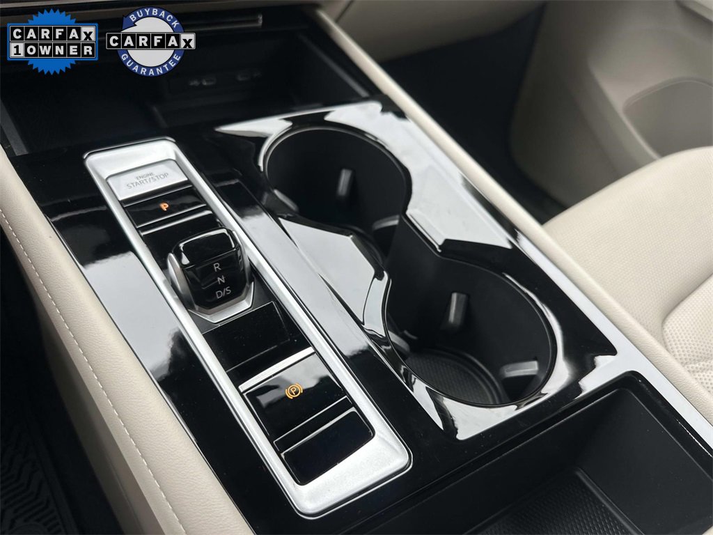 Used 2024 Volkswagen Atlas SE w/ Black Wheel Package image 28