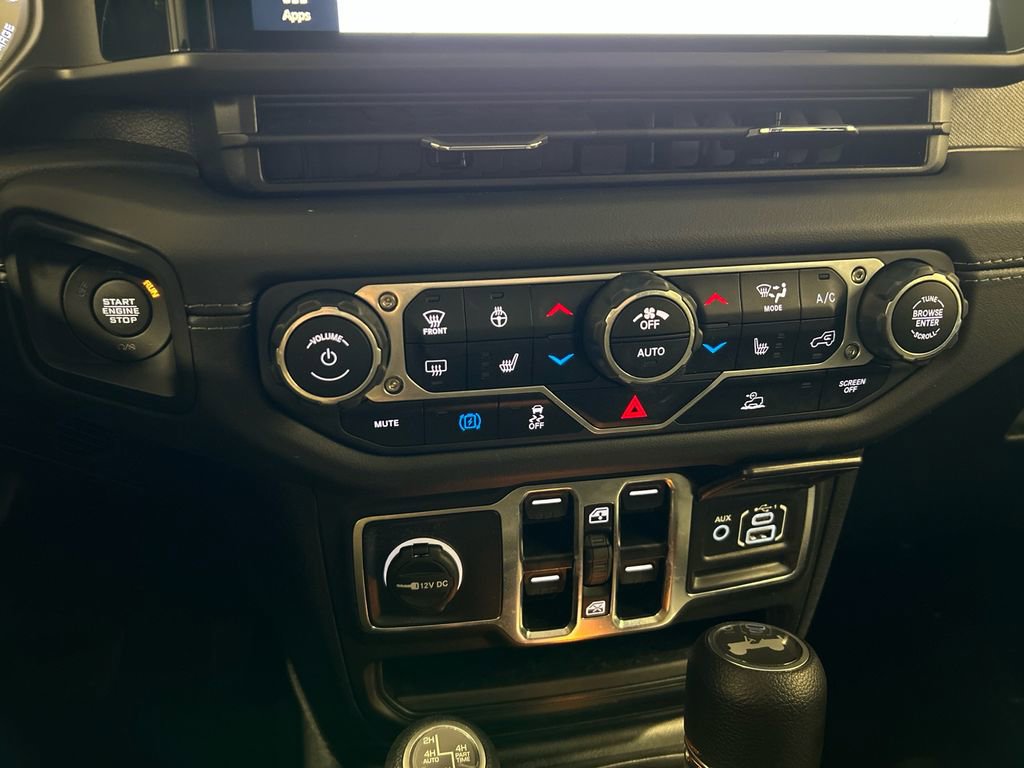 Used 2025 Jeep Wrangler Sahara 4xe image 24