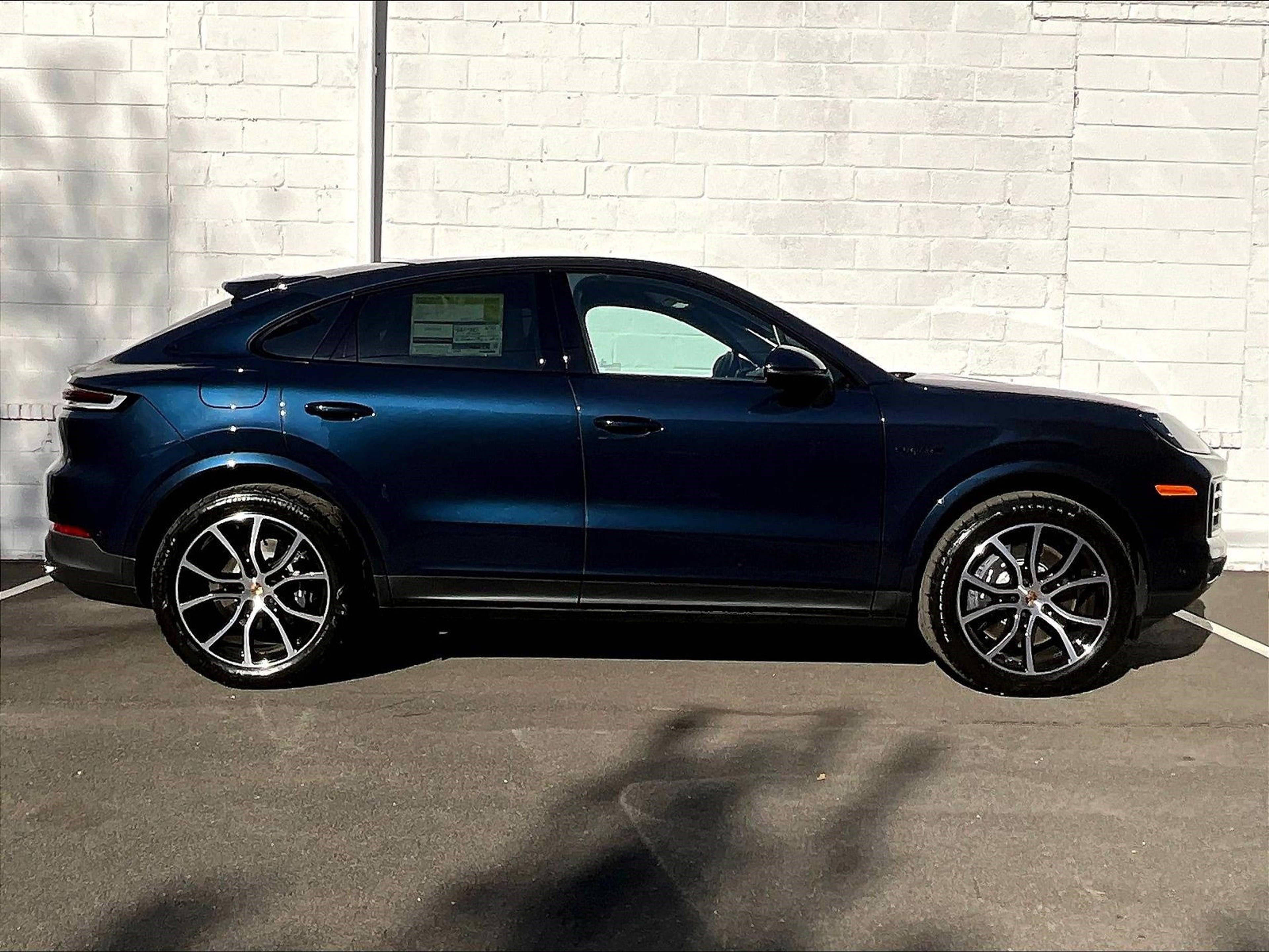 New 2026 Porsche Cayenne E-Hybrid image 6