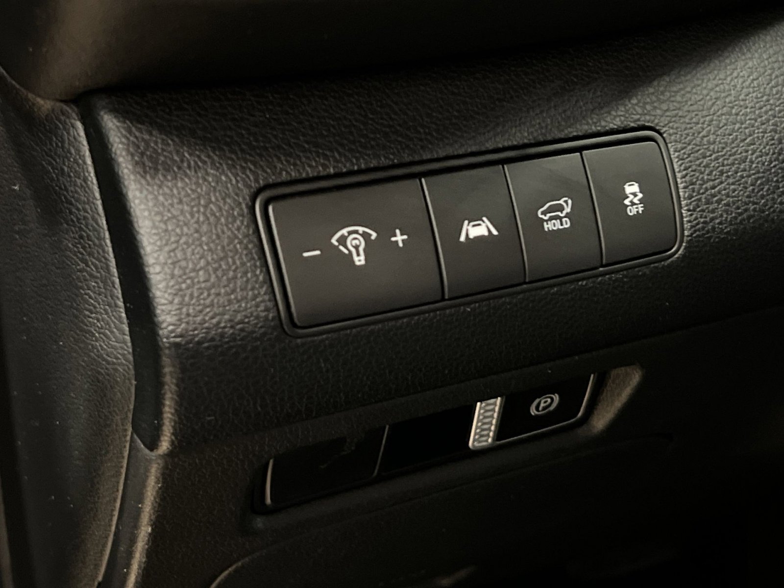 Used 2023 Hyundai Santa Fe SEL image 28