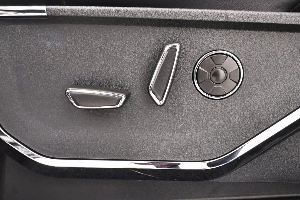 New 2025 Ford F150 Platinum w/ Equipment Group 702A High image 12