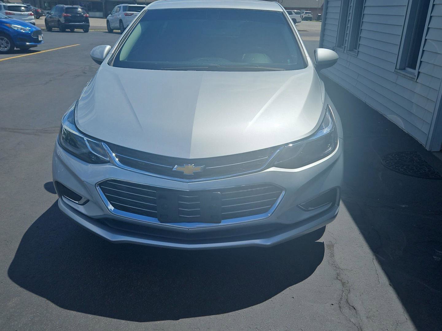 Used 2017 Chevrolet Cruze Premier FWD image 7
