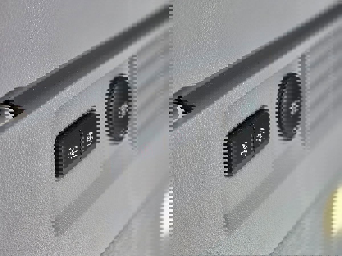 Used 2019 Lincoln Nautilus Reserve image 22