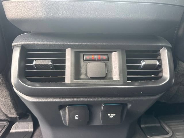 Used 2025 Ford F150 Raptor AWD/4WD image 22