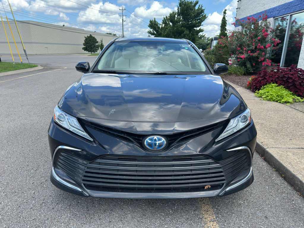 Used 2022 Toyota Camry XLE FWD image 9
