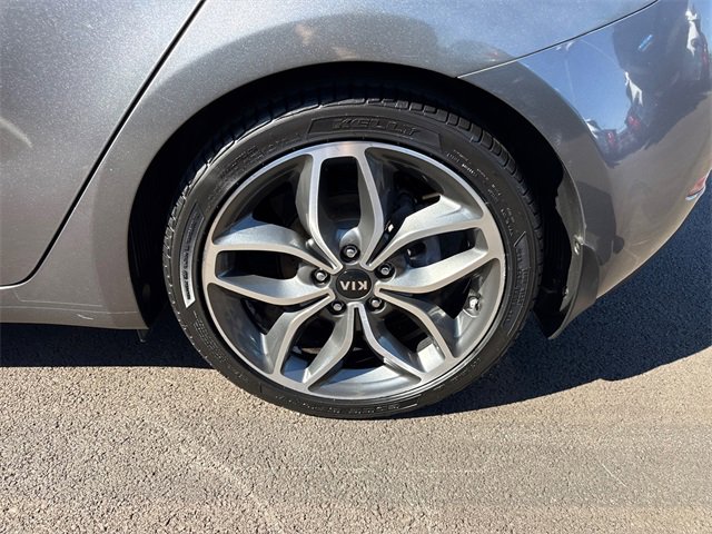 Used 2016 Kia Forte SX image 5