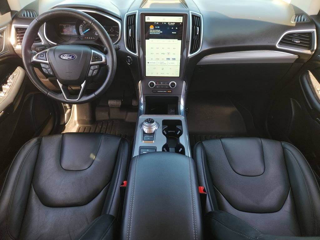 Used 2021 Ford Edge Titanium image 17