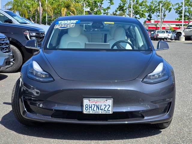 Used 2018 Tesla Model 3 Mid Range RWD image 2