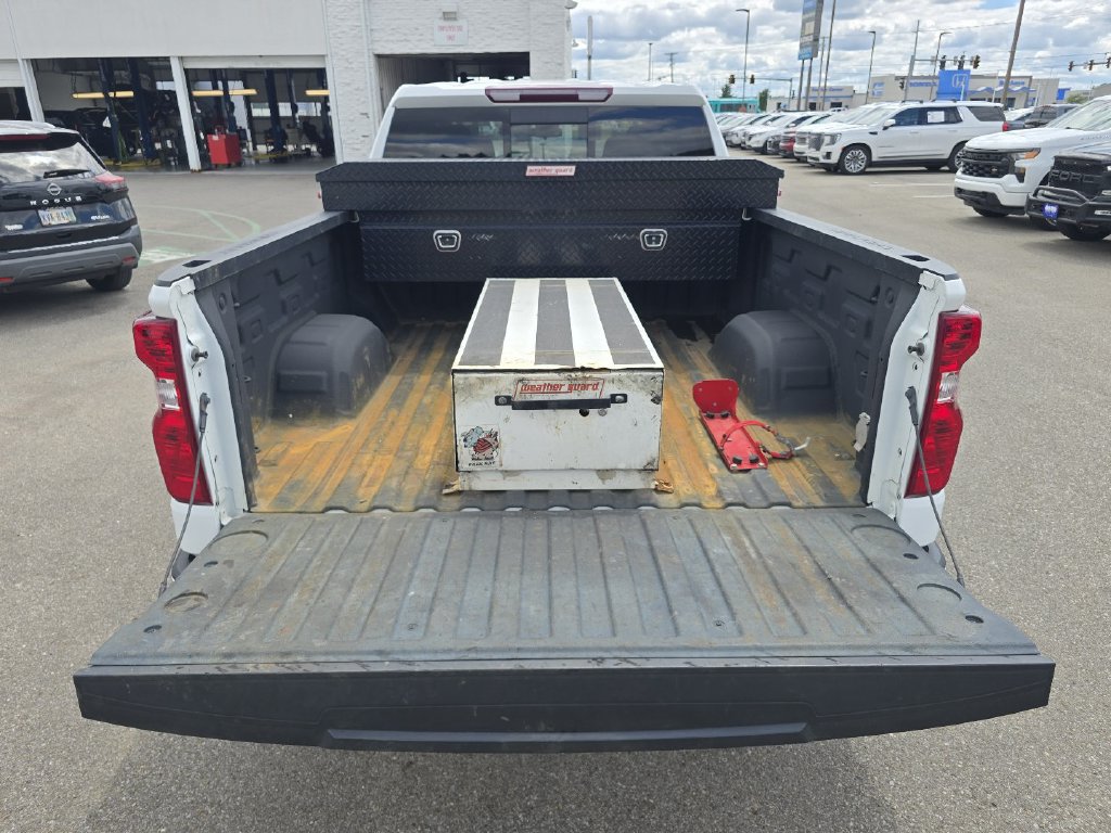Used 2022 Chevrolet Silverado 1500 LT w/ Safety Package AWD/4WD image 22