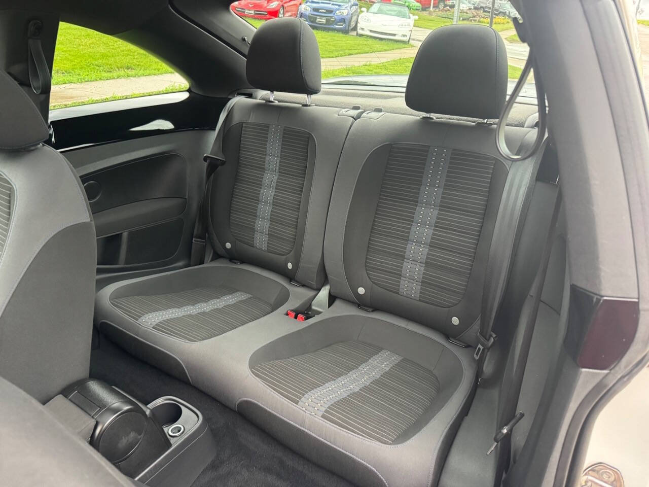 Used 2013 Volkswagen Beetle 2.0T FWD image 12