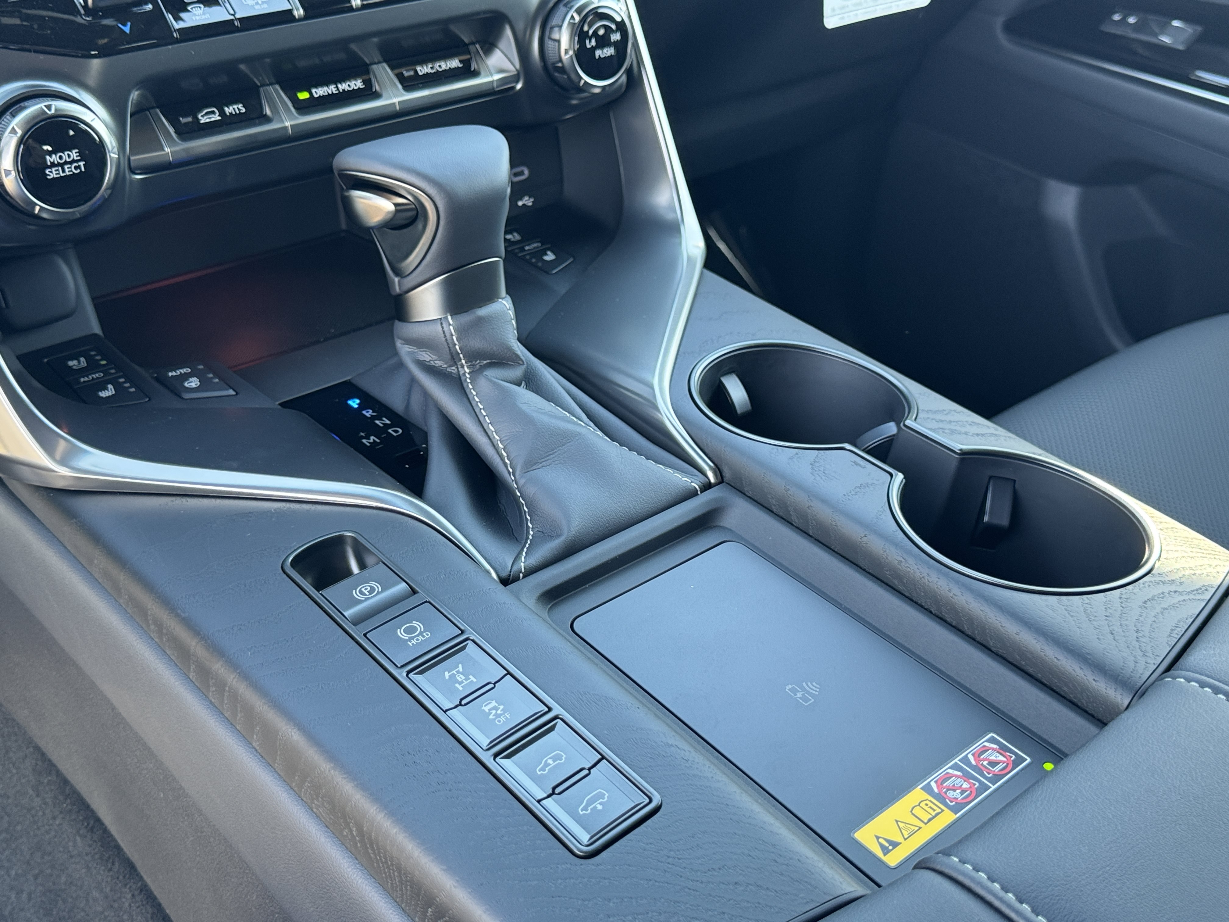 New 2026 Lexus LX 600 4WD w/ Accessory Package (2T) image 28