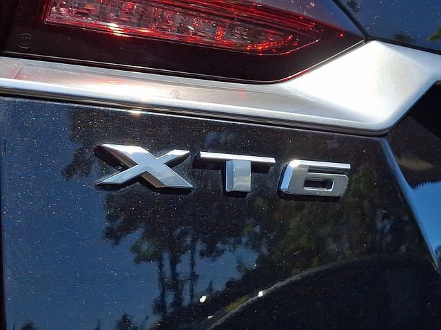Used 2021 Cadillac XT6 Premium Luxury w/ LPO, Floor Liner Package AWD/4WD image 33