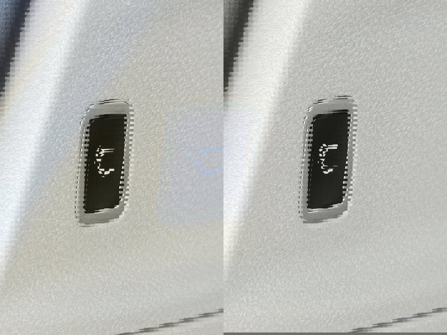 Used 2019 Chrysler Pacifica Touring-L Plus w/ Advanced Safetytec Group image 19