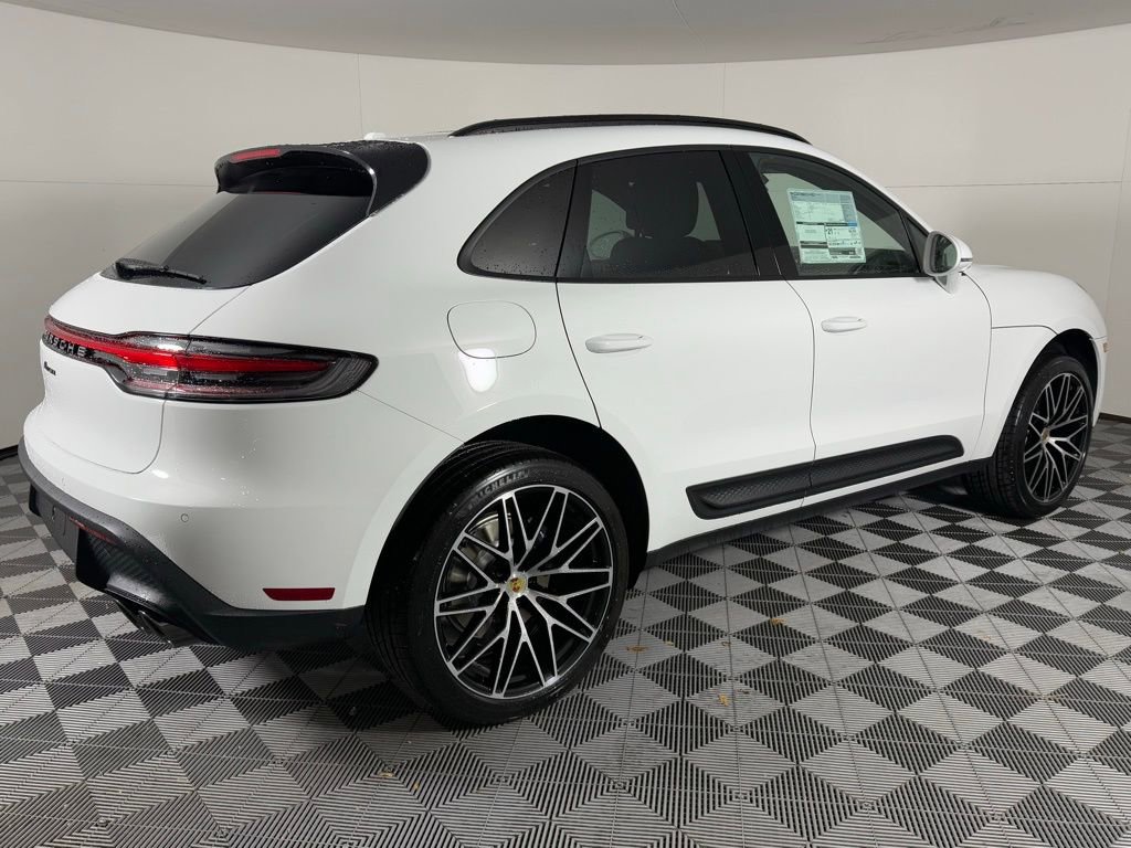 New 2026 Porsche Macan image 7
