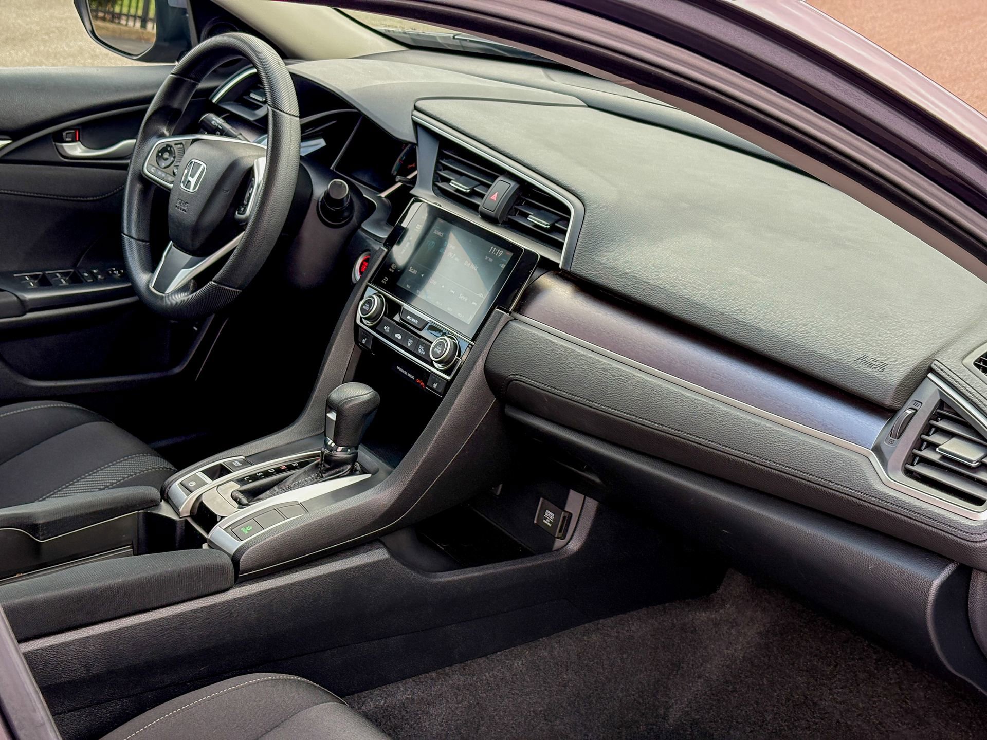 Used 2017 Honda Civic EX-T image 16