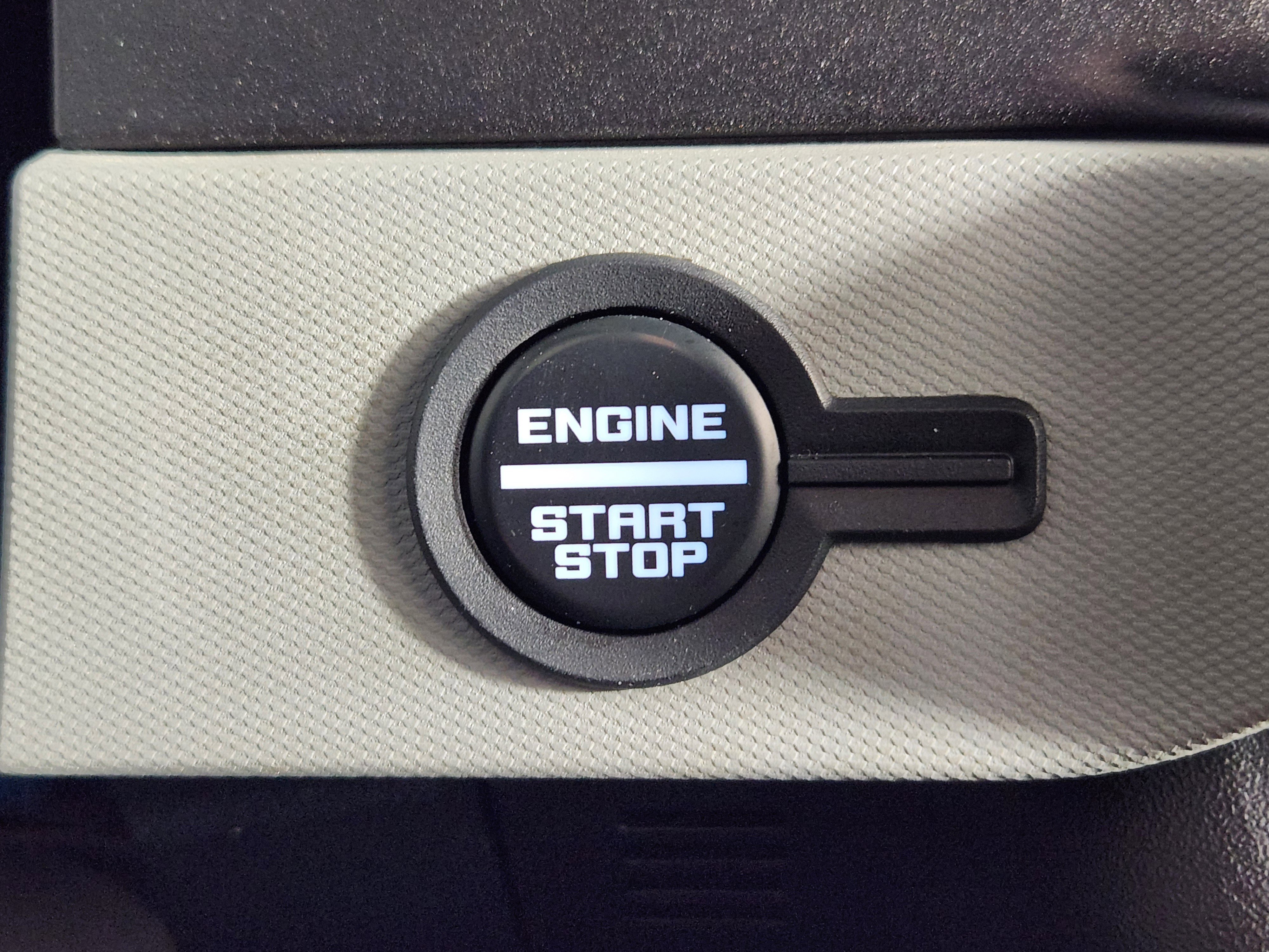 Used 2023 Ford Bronco Badlands image 26